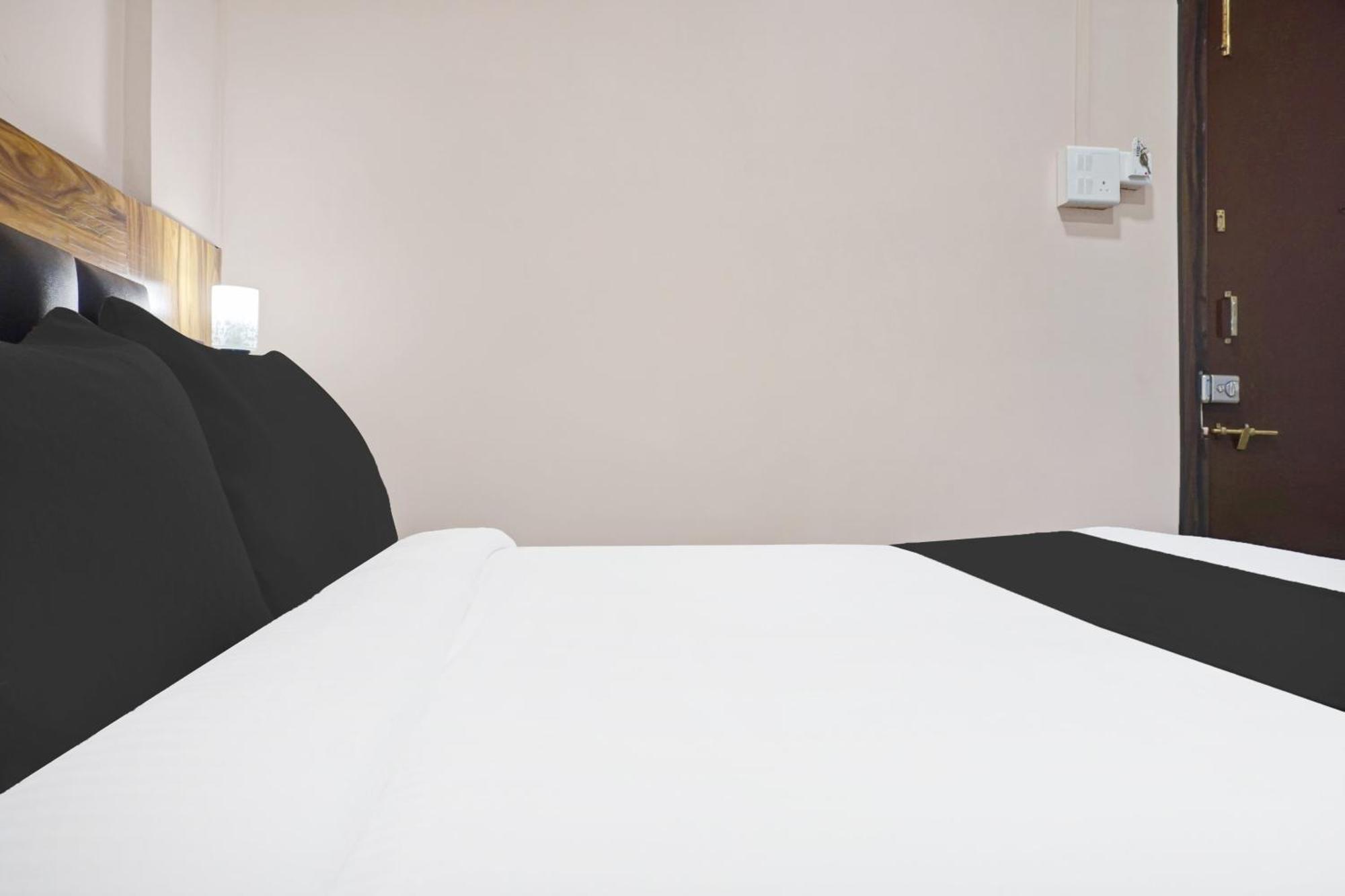 Super Hotel O Grey Inn Pune Exterior photo