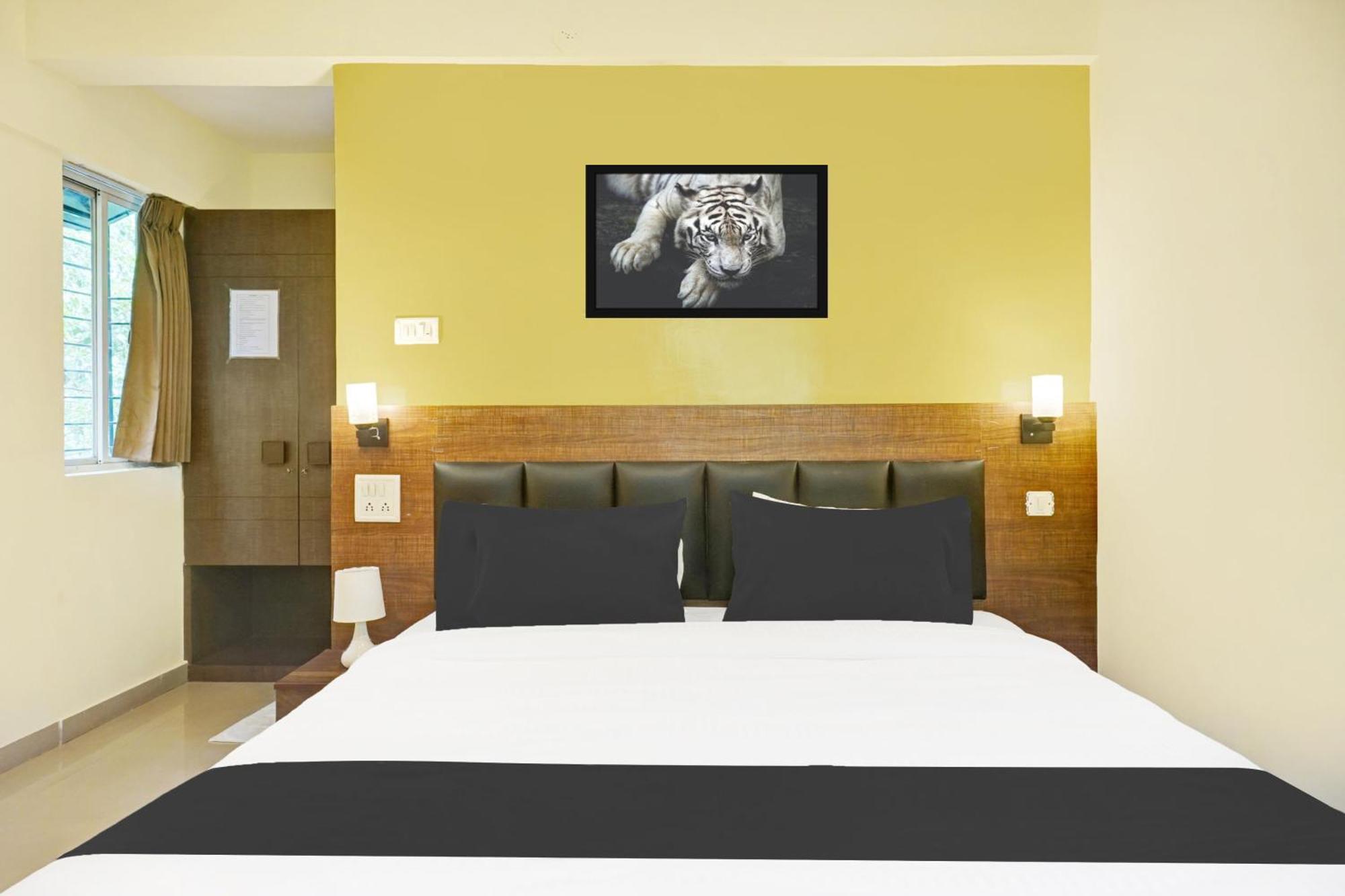 Super Hotel O Grey Inn Pune Exterior photo